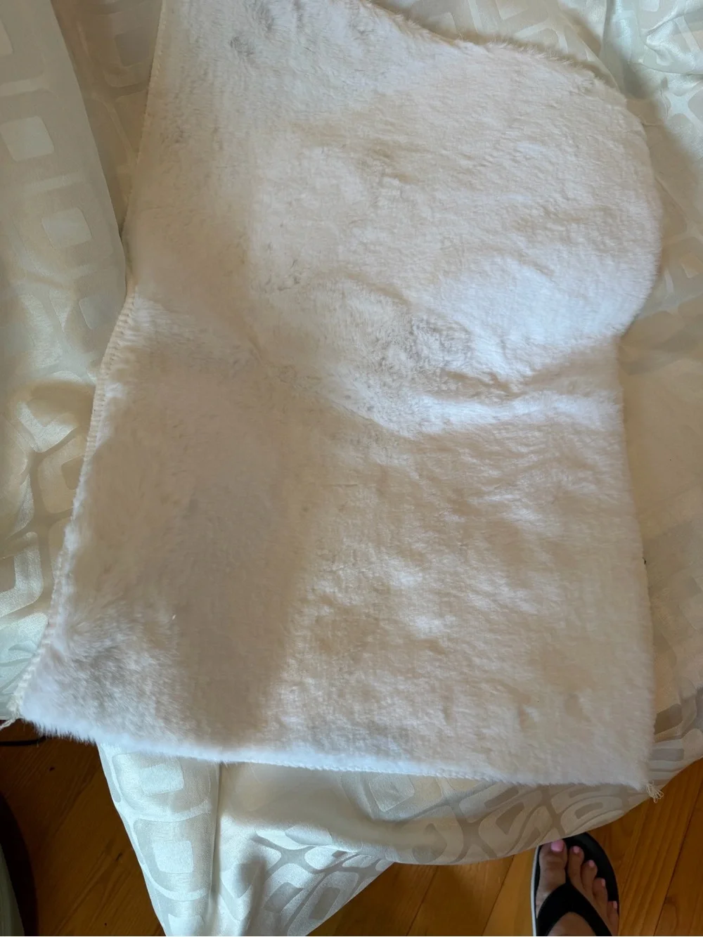 Fluffy Christian Siriano Bathmat